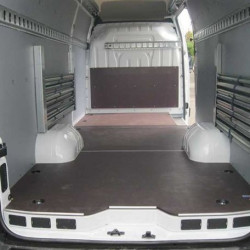 FAGOTEX 9mm anti-slip beech plywood – phenolic film surface for industrial flooring and transport applications